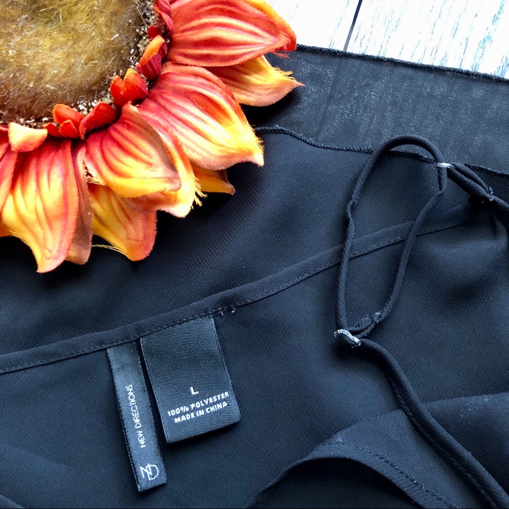 ❌SOLD❌🌻5/$25🌻NEW DIRECTIONS Sheer Black Tank LG - Picture 6 of 6